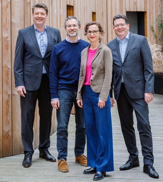 Gruppenfoto des vierköpfigen Vorstandes des European Center of Just Transition Research and Impact-Driven Transfer